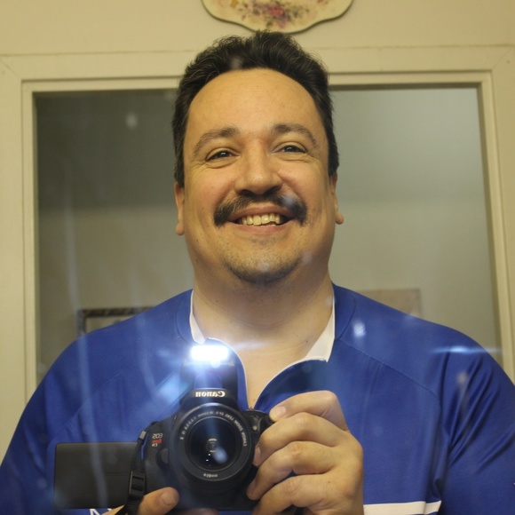 Meet your Posher, Anthony - Picture 1 of 7
